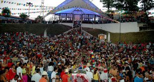 LARGO DA CAPELA DE SÃO PEDRO DURANTE A FESTA DO DIA 29 EM 2023- FOTO: REPRODUÇÃO