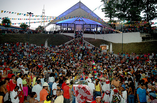 LARGO DA CAPELA DE SÃO PEDRO DURANTE A FESTA DO DIA 29 EM 2023- FOTO: REPRODUÇÃO